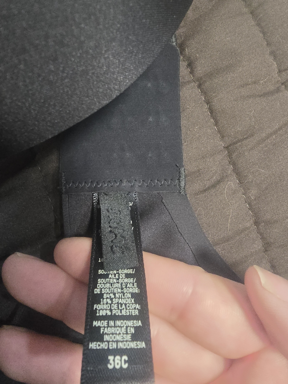 Black T-Shirt Bra - Smooth Lightweight Support - Picture 2 of 2
